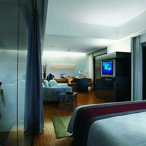 Premier Room